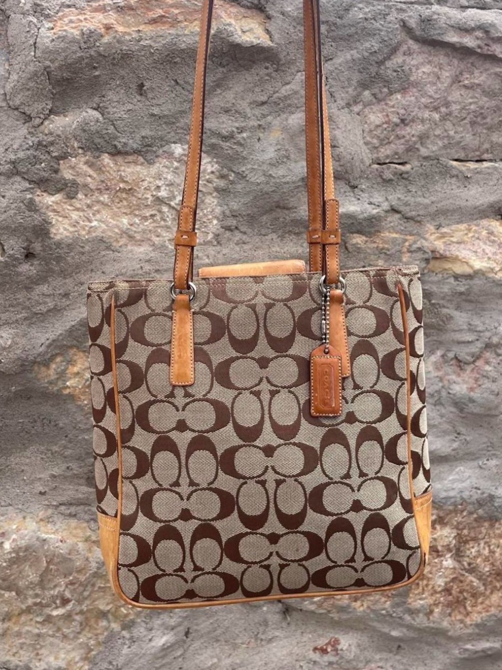 Coach Signature Canvas Tote in Brown/Tan PREOWNED CONDITION - Picture 1 of 7